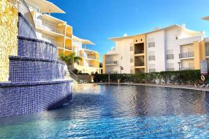 Albufeira l AMAZING terrasse with jacuzzi Encosta da Orada