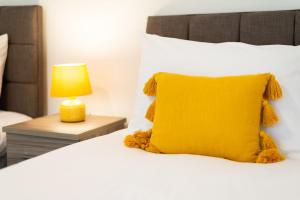 4 Bedroom - Contractor Home - Free Parking