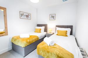 4 Bedroom - Contractor Home - Free Parking