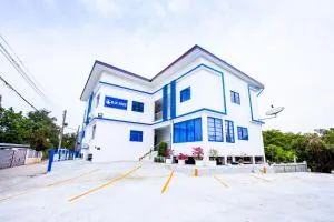 Blue House - 华富里