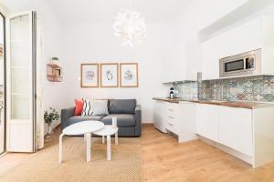 Suite Homes Uncibay Square