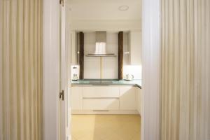 Bare by Oldtown SS Apartments