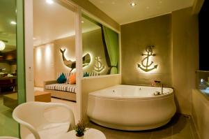 Ratana Platinum Resort Kamala