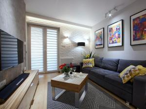 4UApartApartment suite Picasso