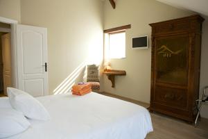 Hotels DOMAINE ST GERMER : photos des chambres