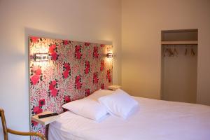 Hotels DOMAINE ST GERMER : photos des chambres