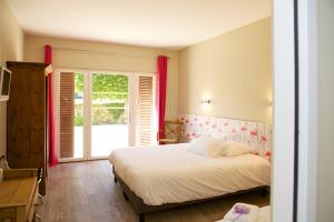 Hotels DOMAINE ST GERMER : photos des chambres