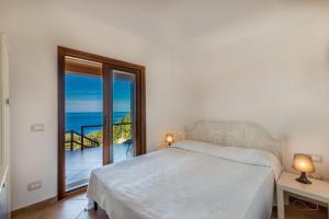 Wonderful seaview and pool - Casa Rosa Gialla