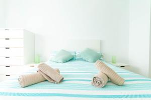 Lovely Apartment Beach Front & Pool