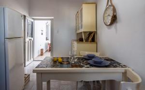 Giorgantis House & Studio Milos Greece