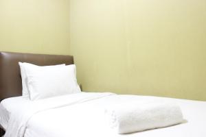 Parquette 2BR Gateway Ahmad Yani Cicadas Apartment By Travelio