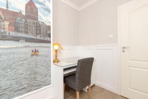 Apartments 350m to the Beach Gdańsk Piastowska by Renters Prestige