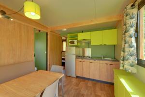 Campings Camping le Petit Liou Sites & Paysages : photos des chambres