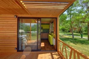 Campings Camping le Petit Liou Sites & Paysages : photos des chambres