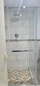 Tertius Lodge And House