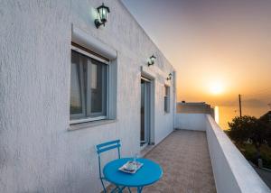 Bougainvillea Home Milos Greece