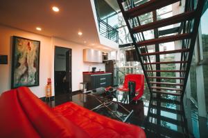 Provenza Lofts