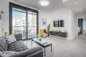Kerem Hateimanim Area-3 BR with Balcony - Tel Aviv-Jaffa
