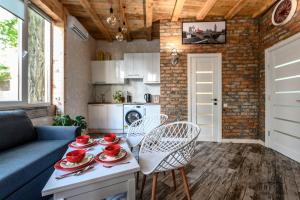 New loft-style house in city center