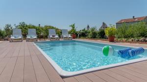 Holiday House Markoč