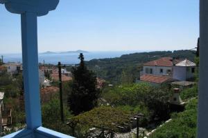 ORPHEAS TRADITIONAL HOUSE