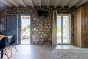 Kristen's Studio & Apartments Milos Greece