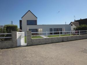 Appartements Gites Arromanches ou Bord de Mer PMR : photos des chambres