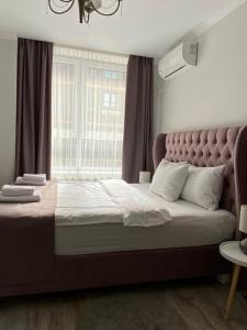 Deluxe King Room with mini-kitchen room in Opera Center Hotel