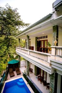 The Puncak Santhi Inn