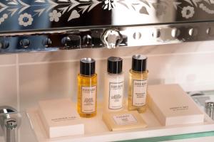 Hotels Odeon Hotel : photos des chambres