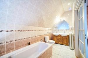 Hotels CHATEAU DE LA RICHERIE : photos des chambres