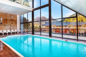 SOWELL Family Les Bergers