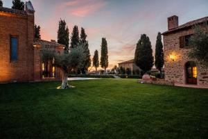 Wine Relais In Montecucco - ColleMassari Hospitality