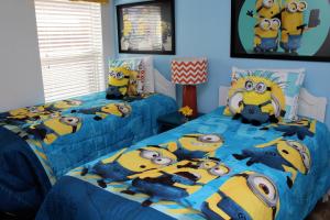 Ideal for Families & Couples - Lake View - South Facing Pool & Spa - Game Room - Providence Golf Community - Access to Resort Amenities