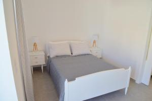Aelia House Plaka Milos Greece