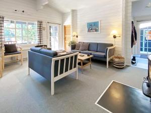 Three-Bedroom Holiday Home  room in Three-Bedroom Holiday home in Rømø 9