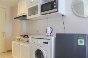 Stylish Studio Apartment at Serpong M-Town Residence By Travelio