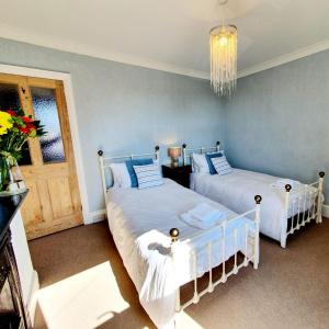 Smugglers Cottage Holiday Home