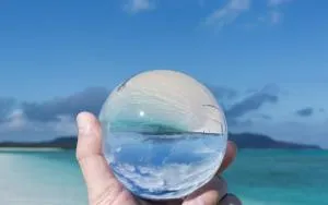 Flat Peace Chair House #205 - Metaniku