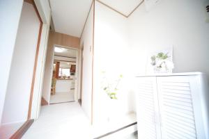 Higashiomi Large House