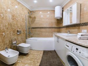 Luxury for business & pleasure Royal 2