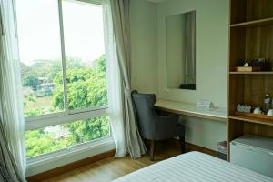 Nantra Chiangmai Riverfront Hotel