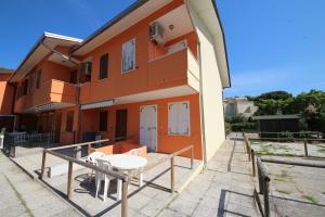 Villa Valentina appartamento 01 - Loma-asunnot, Rosolina Mare