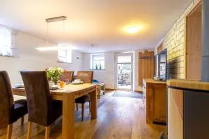 Alpen-Hostel - Apartment Talstation mit Motorradvermietung - Memmingen