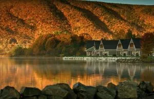 Keltic Quay Cottages & Bayfront Lodge - Margaree