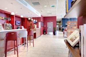 Hotels Campanile La Roche Sur Yon Centre Gare : photos des chambres