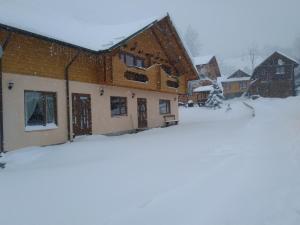 Приватна садиба "Гереджука"