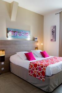 Hotels Hotel Le Rabelais : photos des chambres