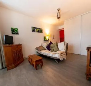 APPARTEMENT VUE SUR LE PORT, centre ville ST GILLES LES BAINS Ile de la réunion - Saint-Gilles-les Hauts