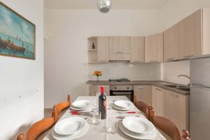 Villetta Solaire a 40 mt dalla spiaggia by BarbarHouse